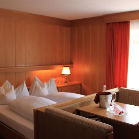 Albergo Alisander Corvara Buitenkant foto
