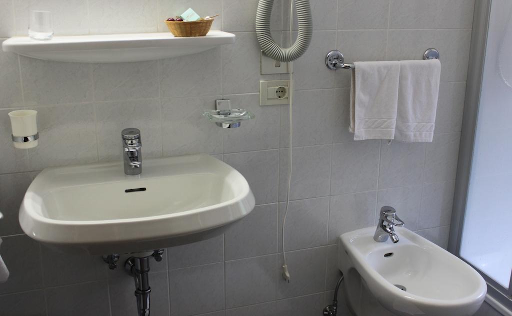 Albergo Alisander Corvara Buitenkant foto