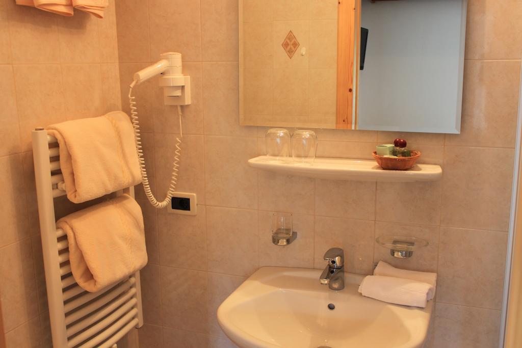 Albergo Alisander Corvara Kamer foto