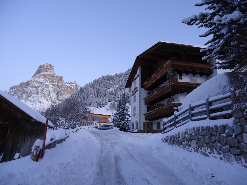 Albergo Alisander Corvara Buitenkant foto
